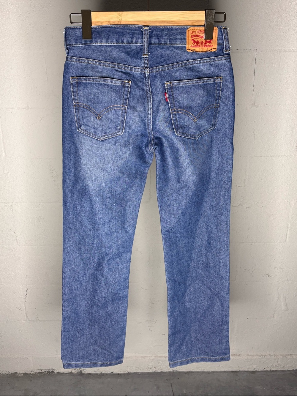 Levi's 514 Jeans Mens 14R US 34X32 Dark Blue Straight Leg Slim Fit Stretch Denim